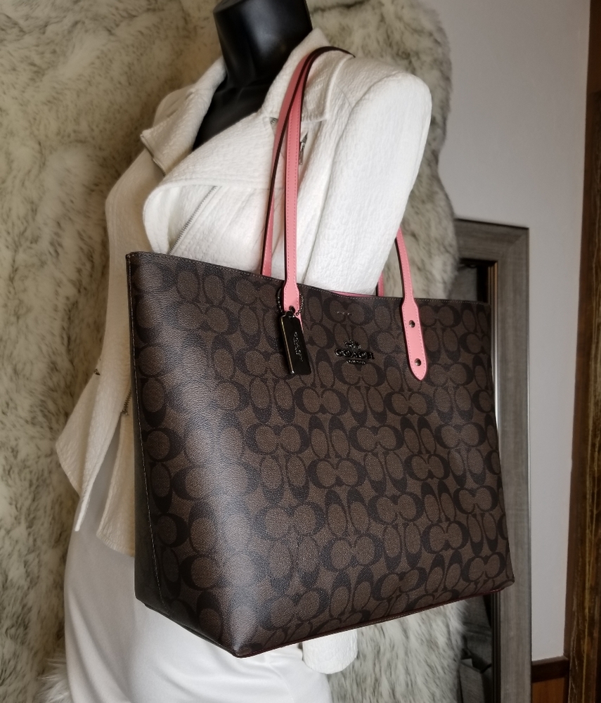 COACH SIGNATURE SET 3P BAG WRISTLET CARD KEYCHAIN - Picture 5 of 13